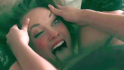 Sexy blonde babe fucked in her sexy hole