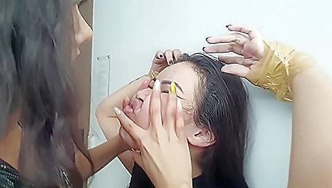 Sexy brunette with huge ass gets